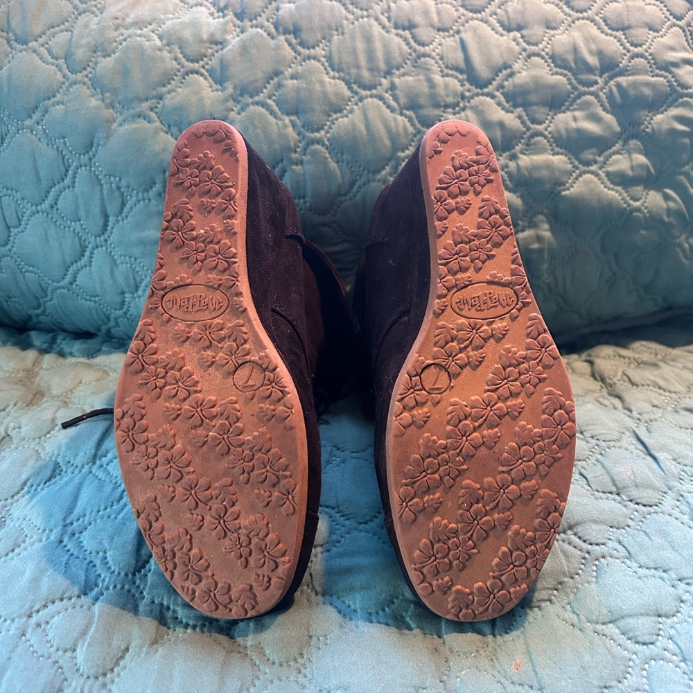 Comfy stylish booties - Picture 2 of 5